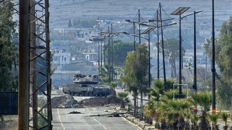 دبابة إسرائيلية في جنوب غرب سوريا